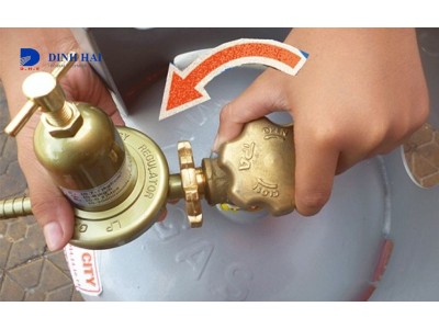 Hướng dẫn cách mở và khóa van gas an toàn