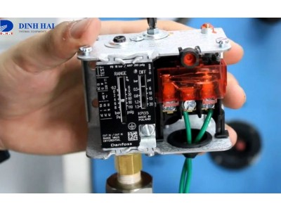 Cách chỉnh công tắc áp suất Danfoss chuẩn kỹ thuật, an toàn nhất