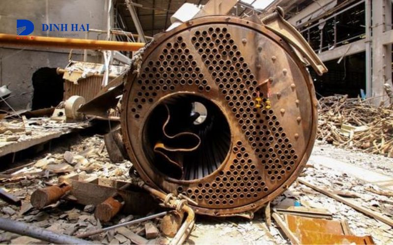 Sụt vách hoặc hỏng lớp cách nhiệt