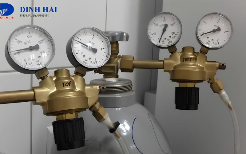 Áp suất gas công nghiệp là áp lực của khí LPG trong hệ thống đường ống sau khi được điều chỉnh bằng van giảm áp