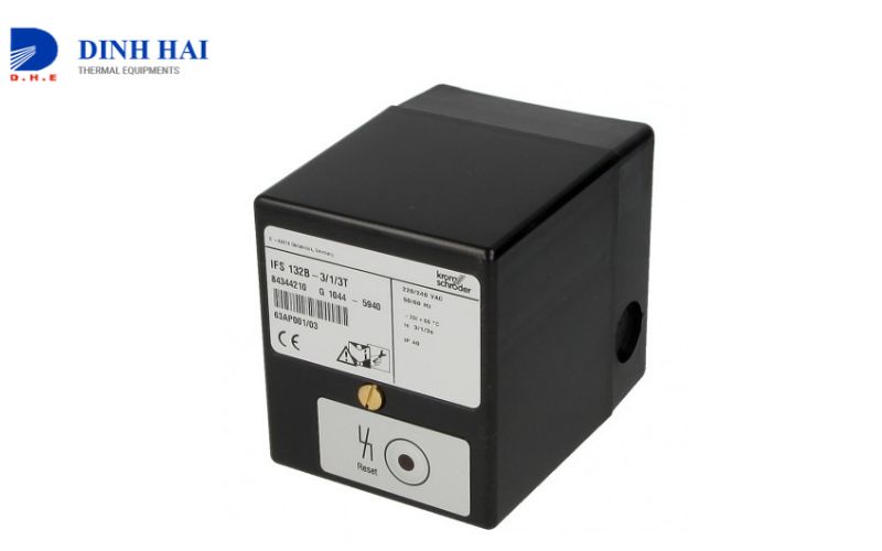 Bộ điều khiển đầu đốt l&agrave; thiết bị d&ugrave;ng để điều khiển v&agrave; gi&aacute;m s&aacute;t qu&aacute; tr&igrave;nh hoạt động của đầu đốt.