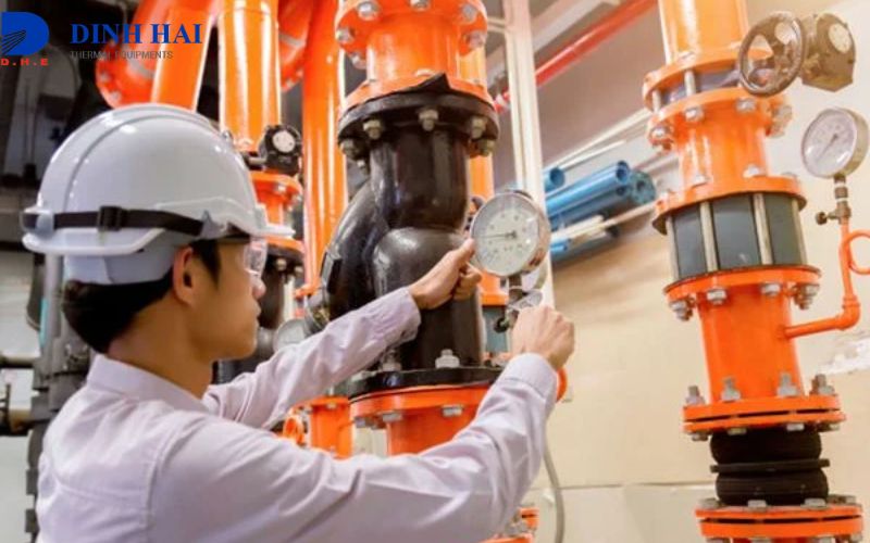Kh&ocirc;ng tự &yacute; điều chỉnh th&ocirc;ng số vận h&agrave;nh