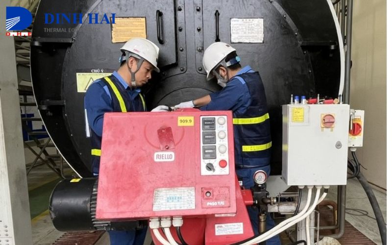 Kiểm tra v&agrave; bảo tr&igrave;