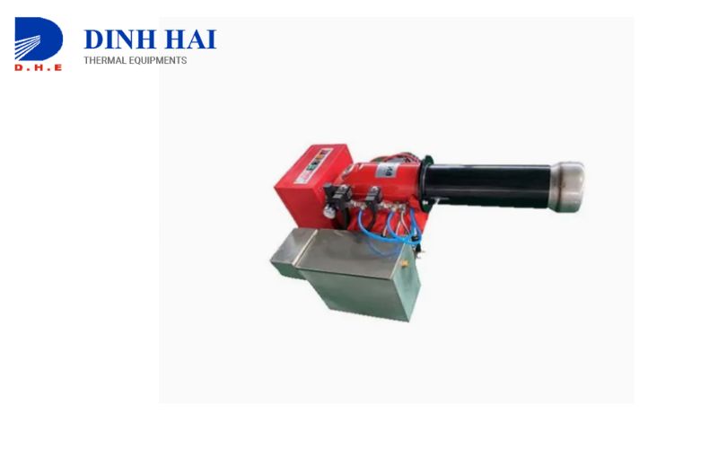 B&eacute;c đốt dầu thải gi&uacute;p giảm chi ph&iacute; nhi&ecirc;n liệu đ&aacute;ng kể so với việc sử dụng dầu diesel hoặc gas, với điều kiện hệ thống được thiết kế v&agrave; vận h&agrave;nh đ&uacute;ng chuẩn kỹ thuật