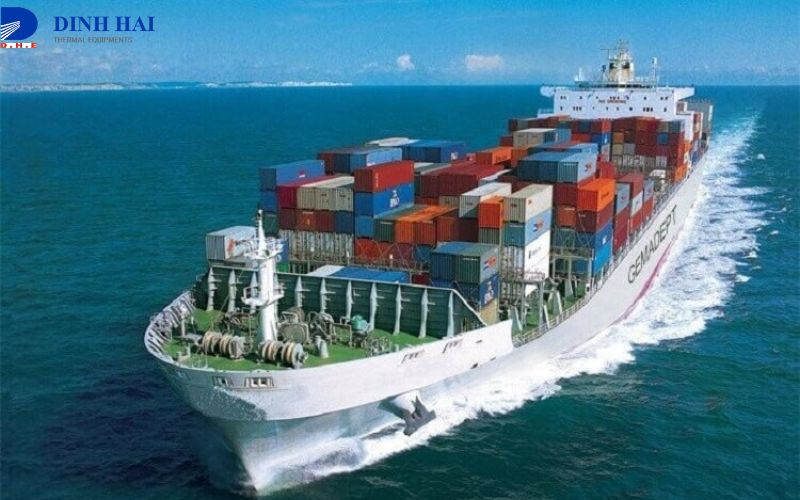 Chi ph&iacute; vận chuyển & logistics