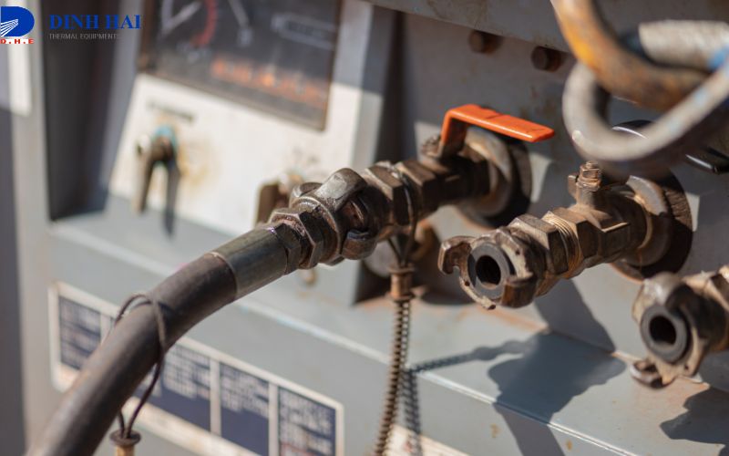 Những lưu ý quan trọng khi chỉnh van an toàn máy nén khí